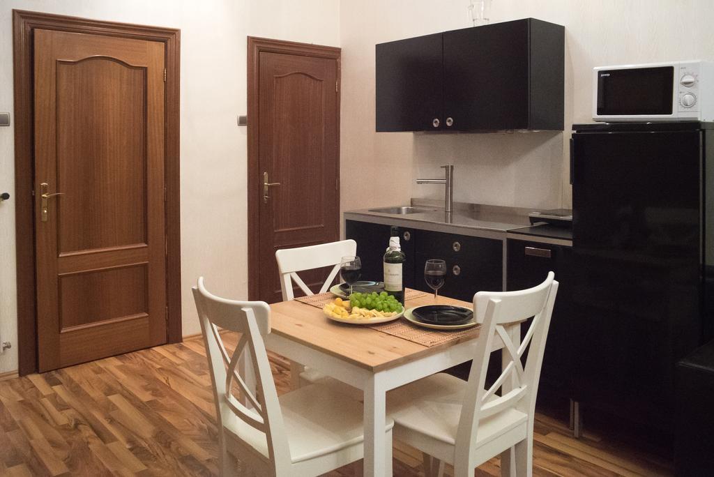 ブダペストInviting Flat In The Heart Of Townアパートメント エクステリア 写真