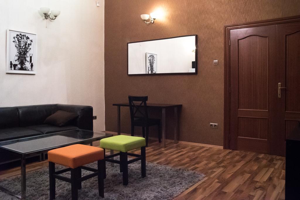 ブダペストInviting Flat In The Heart Of Townアパートメント エクステリア 写真